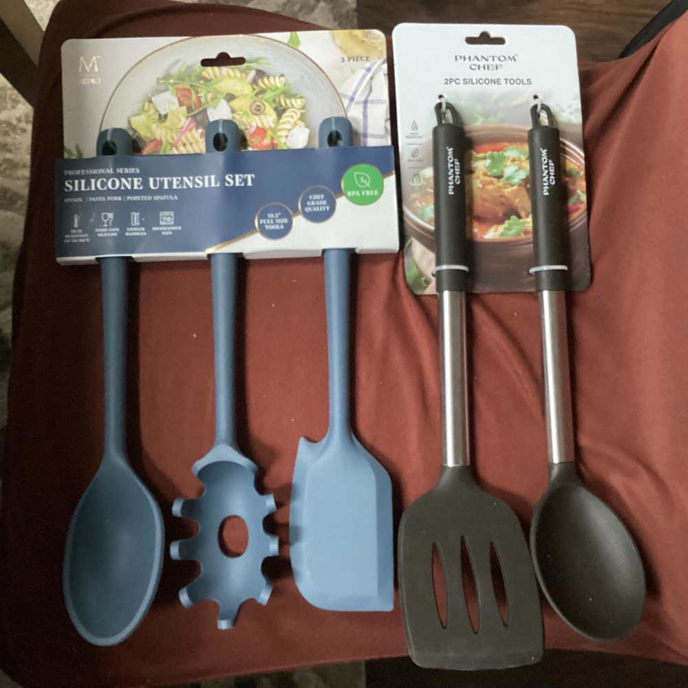 Brand new silicone kitchen utensil sets